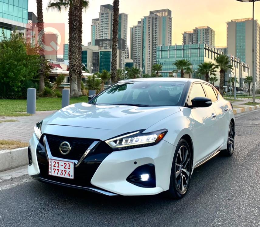 Nissan Maxima